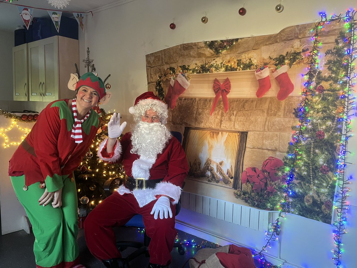 Thank you so much to Santa and his team of helpers for making time in your busy schedule to visit us today! The Orchard children are so lucky and looking forward to their class parties this afternoon 🎅🎁