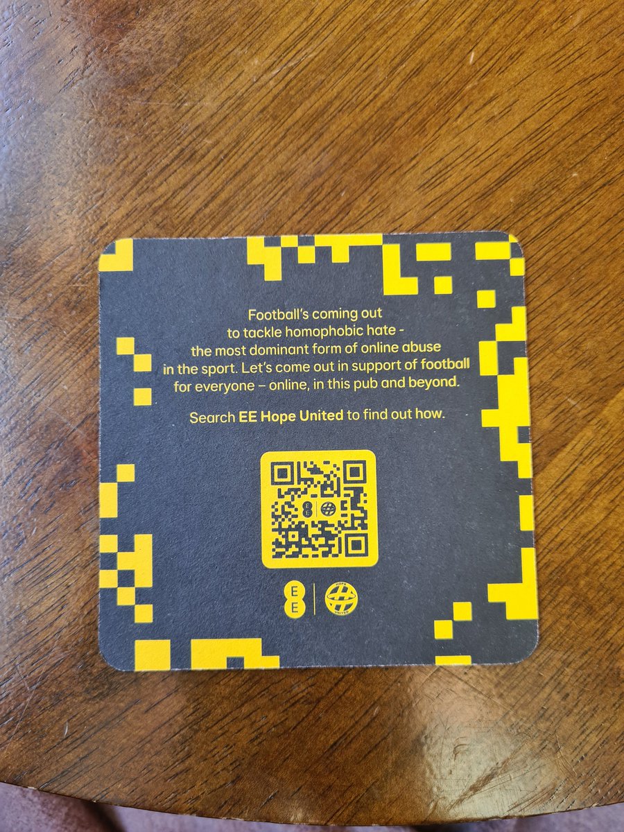 LucaJournalist's tweet image. Love this @EE