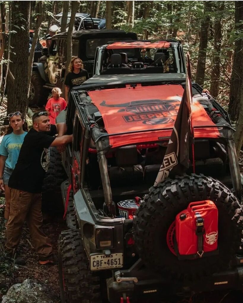 Rep the best. #jeepbeef 

jeepbeef.com 

#jeepnation #4x4 #jeeplife #repjeepbeef #offroadcult instagr.am/p/CmMHYdXLtHO/