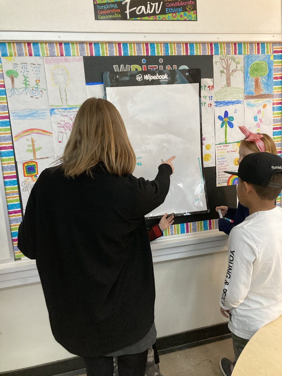 NatalieHagerty's tweet photo. Visiting thinking classrooms @Crichton_Park with @jen_mallette and @BrandyNagy. Exciting problem solving and collaboration!🦆🦮 https://t.co/TEuPGWAWYX