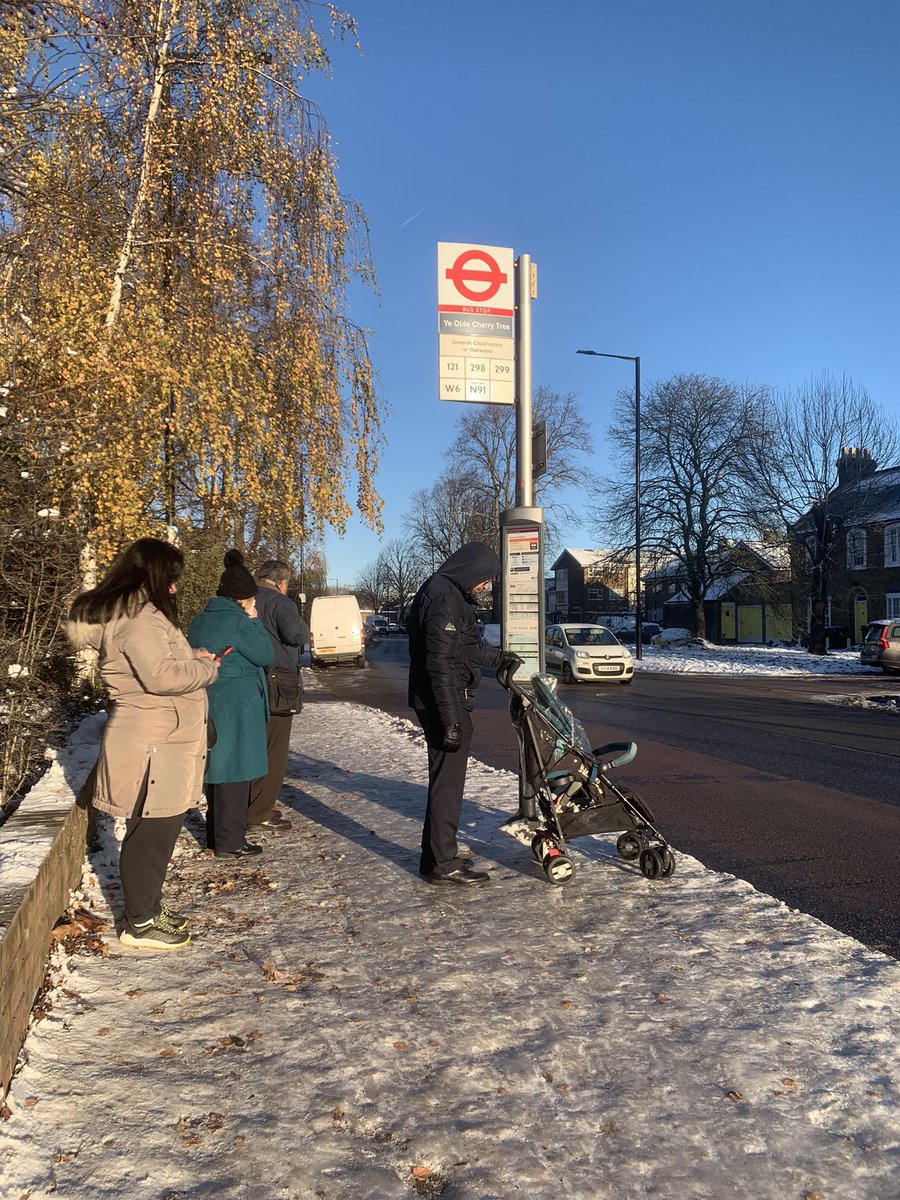 susanelizh25's tweet photo. @theJeremyVine Yes π
Safe roads, lethal pavementsπ
#GritPavementsFirst https://t.co/fBGSZ5P9en