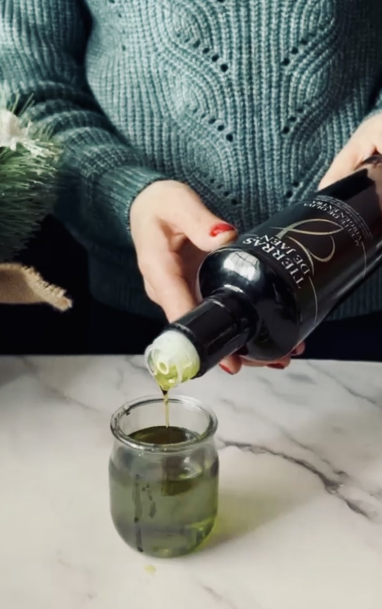tierrasdejaen's tweet photo. #recetanavideña para estas fechas 🐙PULPO CON HELADO DE #ACEITEDEOLIVA 🍨este año quisimos compartiros algo diferente 👉💚Si todavía no sabéis que hacer para #nochebuena 🎅esta es una excelente opción para sorprender a la #Familia #Jueves https://t.co/ihIhv2jR0u