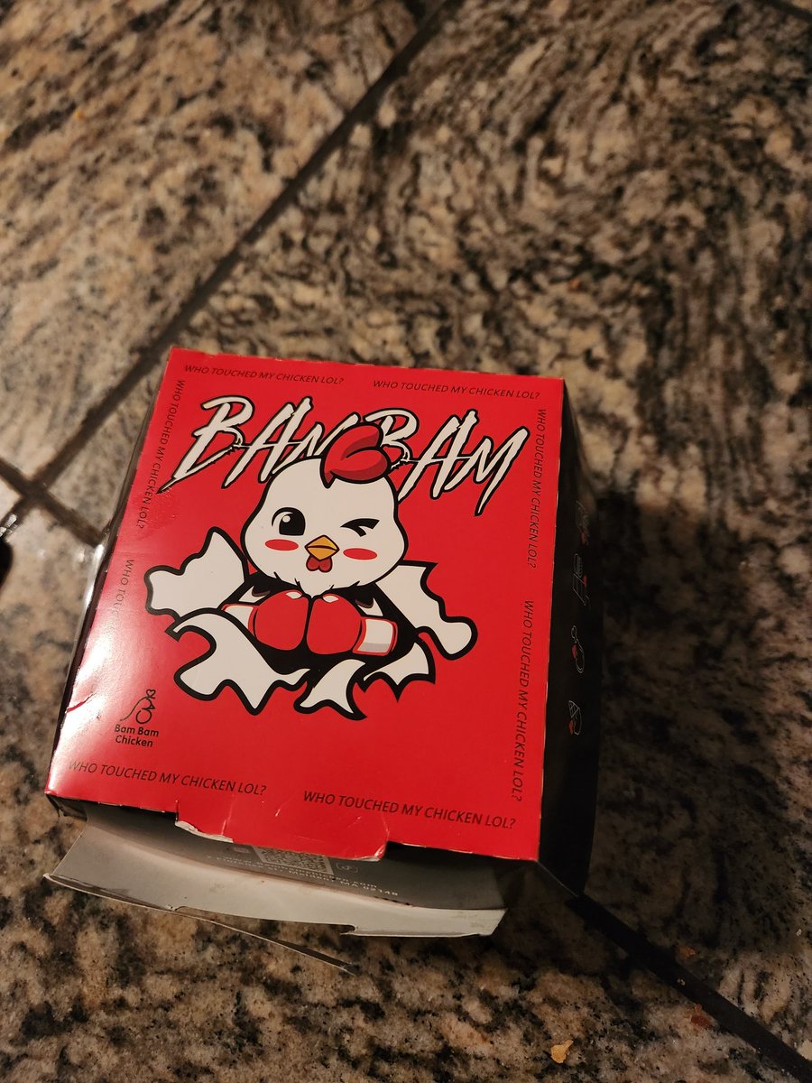 mfsaeed's tweet photo. #SecretSanta got me the most amazing and full of flavor chicken from soon to be open new BamBam chicken restaurant in #Malden. Here is a proof.
@MaldenCity @MayorOfMalden #districtkitchen https://t.co/P4Sczdh5Iv