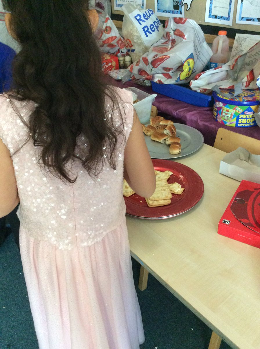 Foxfield Year 2 Ash tweet media