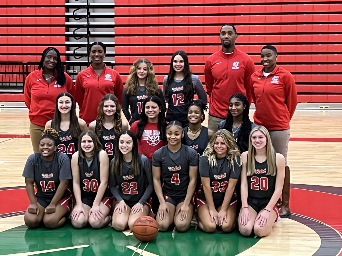 centralcatholic's tweet photo. ☘️📸 SMILE PRETTY: Winter Sports teams held annual Picture Day on Wednesday. For MOST up-to-date info. on ALL CCHS Athletics, please visit https://t.co/fjelujLlm4 ... GO IRISH!!! #CentralToLife l #CentralToAthletics l #CentralToSuccess ☘️📸 https://t.co/TiGHF0t3fX