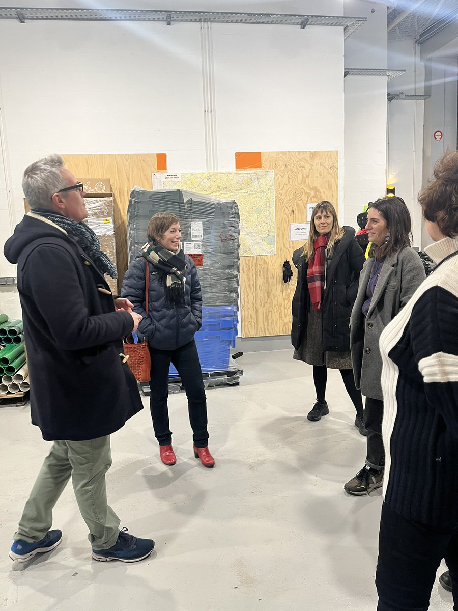 Passionnante visite ce matin dans les locaux tout neufs de Villette Emploi, seule structure d’insertion implantée sur un site culturel en France ! On a parlé de prévention et d’émancipation, de la nécessaire transition sociale et écologique de la culture… Merci pour l’accueil 🙌