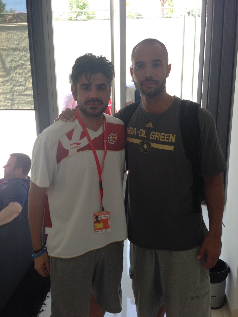 Mario_GMateo's tweet photo. ¡¡¡Qué orgullo!!! Un profesional espectacular,una persona increíble, humilde y con un talento sin límites. Muy afortunado de haber compartido #ces14 y alguna que otra tapita en tierras sevillanas 😉👌🏻 https://t.co/fz7UgISgpW