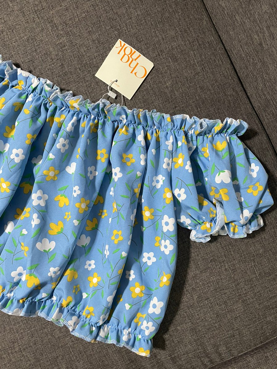 LPrakrobkit's tweet photo. Chanok ปาดไหล่น่ารักๆ
⚘️ 110 ฿
💫 ตำหนิ -
#ส่งต่อเสื้อผ้ามือสอง #เสื้อผ้ามือสอง #เสื้อผ้ามือ2 #โล๊ะตู้เสื้อผ้า #ส่งต่อสภาพนางฟ้า #เสื้อผ้ามือสองสภาพดี #chanok https://t.co/vMnAwUNetA