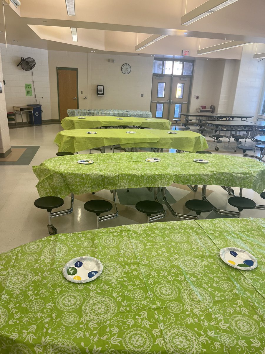 Shatekon's tweet photo. Shatekon staff members enjoyed a Paint and Sip (hot cocoa). Mrs. Allain taught us how to paint a winter scene. So much fun! https://t.co/PF066yGlBv