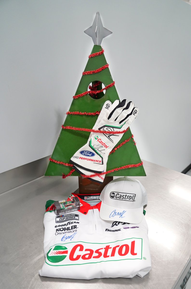 On the second day of #Roushmas, RFK gave away... a <a href="/CastrolUSA/">CastrolUSA</a> prize pack!

For your chance to win, just:
1) RT this tweet
2) FOLLOW <a href="/RFKracing/">RFK Racing</a> 

One (1) winner will be picked after 12/25!