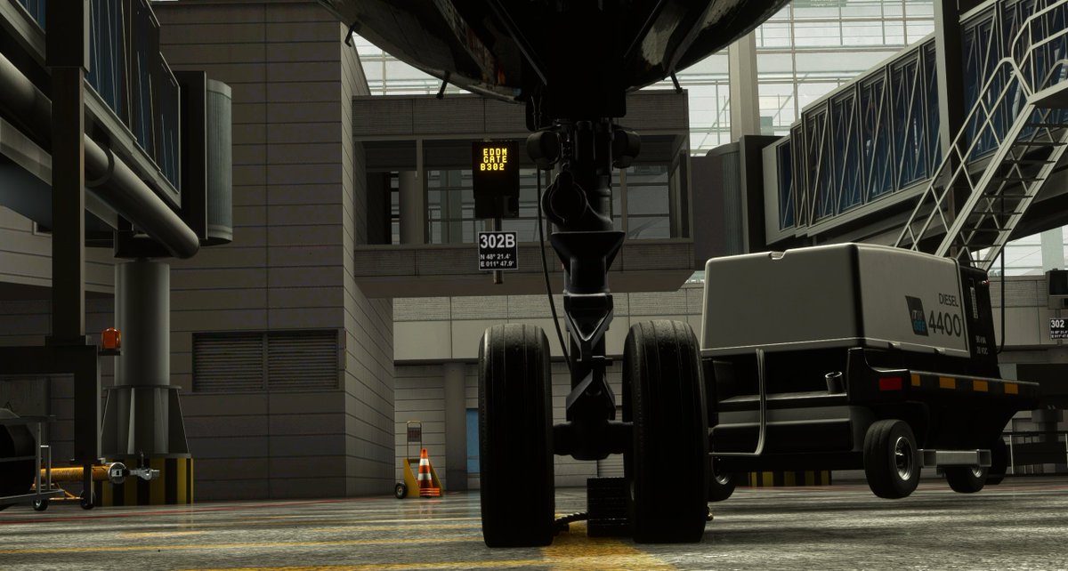 LHVirtual2's tweet photo. Weekly Facts #7 | https://t.co/U5ilfglRVr

The Airbus A320 is equipped with 6 "8R15 / AIR X" Michelin aircraft tires. They're all filled with Nitrogen (...).
.
.
.
#LHVirtual #WeeklyFacts #Facts #Aviation #AviationFacts https://t.co/QioBIz6NCd