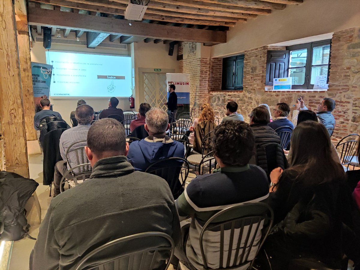 Ayer se celebró en Ávila la jornada "La tecnología del procesado de datos en la mejora del vacuno español" en el marco del GO <a href="/gesvac/">GESVAC 4.0</a> 
Seguimos trabajando en la mejora de la rentabilidad del sector🐂
#ITACyL #FECL <a href="/cobadu_coop/">Cobadu</a> <a href="/hazifundazioa/">Hazi Fundazioa</a> #uchae #imasde #abelur <a href="/RevistaFrisona/">CONAFE - Frisona Española</a>