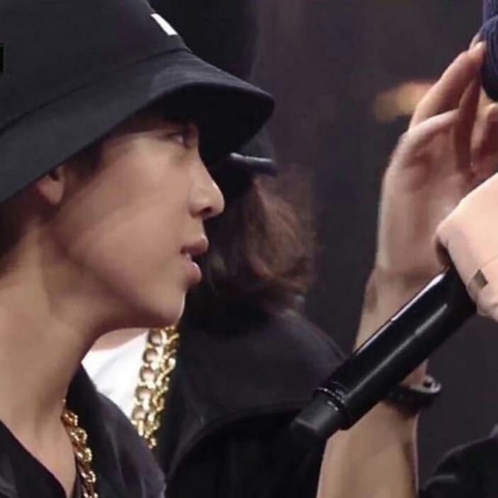 jowoochan_adp's tweet photo. On air #쇼미 명장면 #디스배틀 #N분의1 #SMTM6 #조우찬
AGUSTUS 17 2017 https://t.co/7LJBLObxUC