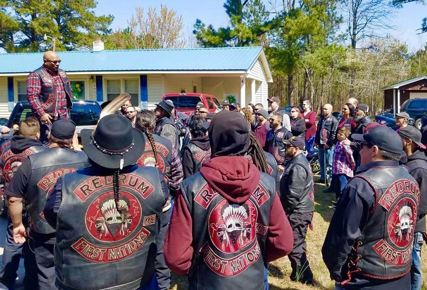 samrivera1111's tweet photo. In response… Yes, I live in Teaneck, New Jersey, yes, I ride a white motorcycle and yes, I am a warrior for the people. #pokethebear #bearclan #rollingdeep #taino
✊🏽💪🏽✊🏽 https://t.co/8Uf7EX0LyD