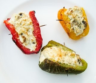 tinnedtoms's tweet photo. Another updated recipe from the archives. Stuffed Peppers with Ricotta & Mushrooms. Alternatively, you can use a mixture of tofu snd vegan cream cheese for a vegan version.
https://t.co/FodkaSaBkp
#stuffedvegetables https://t.co/dDI5GFty7R
