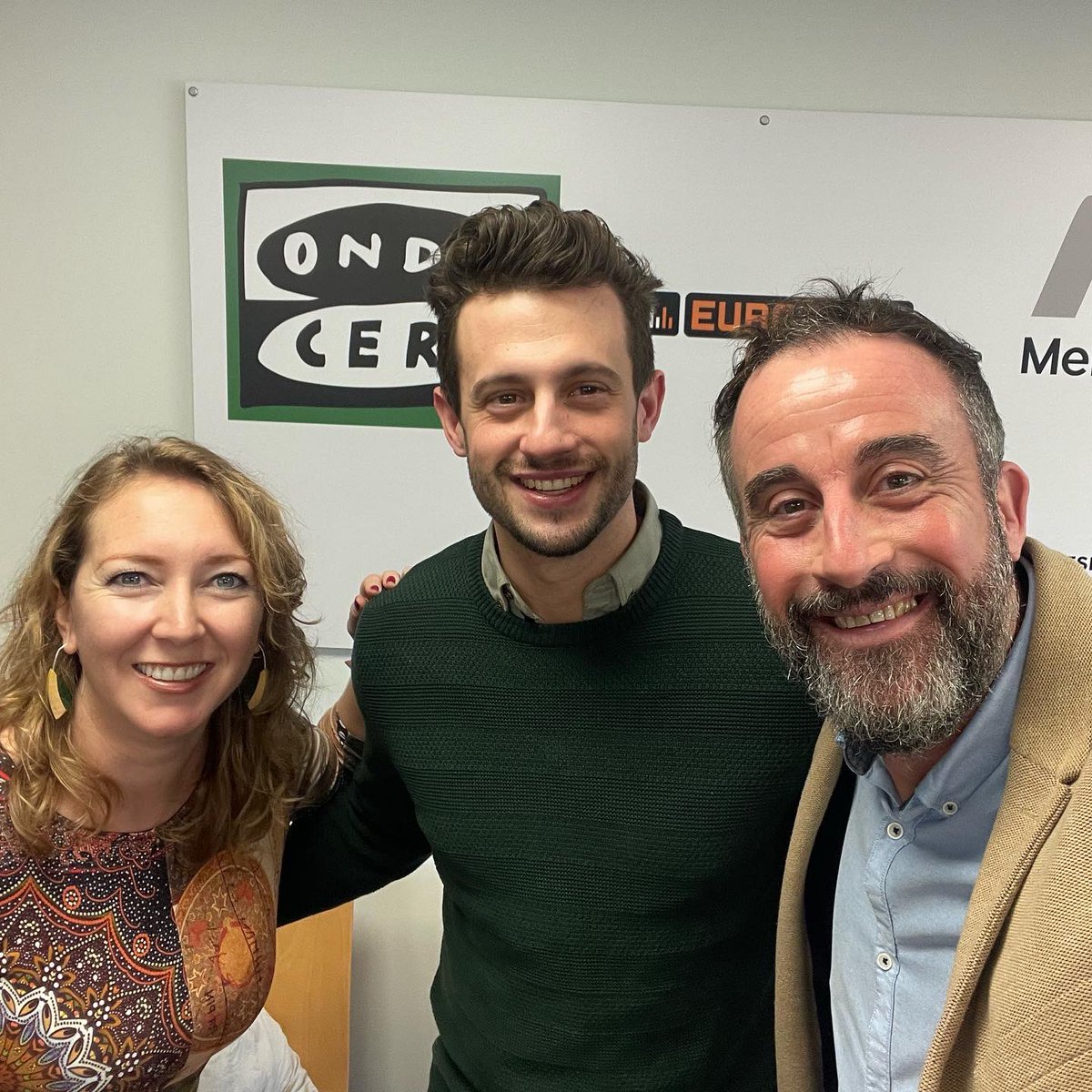 Un auténtico honor compartir minutos de radio en <a href="/OCRMenorca/">Onda Cero Menorca</a> bajo la dirección de <a href="/ElkaDimitrova/">773N</a> con el chef responsable del restaurante <a href="/Fusion19oficial/">fusion19restaurant</a>  <a href="/JavierHoebeeck/">chef javier hoebeeck</a> Enhorabuena por ser la nueva estrella ⭐️ <a href="/GuiaMichelin_ES/">La Guía MICHELIN</a> #IllesBalears 2023.¡Bravo, Javi! #MásdeUnoMallorca.