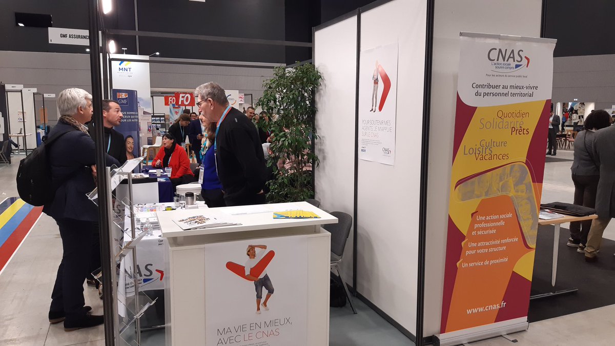 regis_pantzer's tweet photo. Le #cnas est fidèle aux #ets de #Strasbourg. Situé cette année aux côtés de la #GMF, et avec la présence exceptionnelle du directeur général M. Desmaisons. https://t.co/yUxXJp7hqC