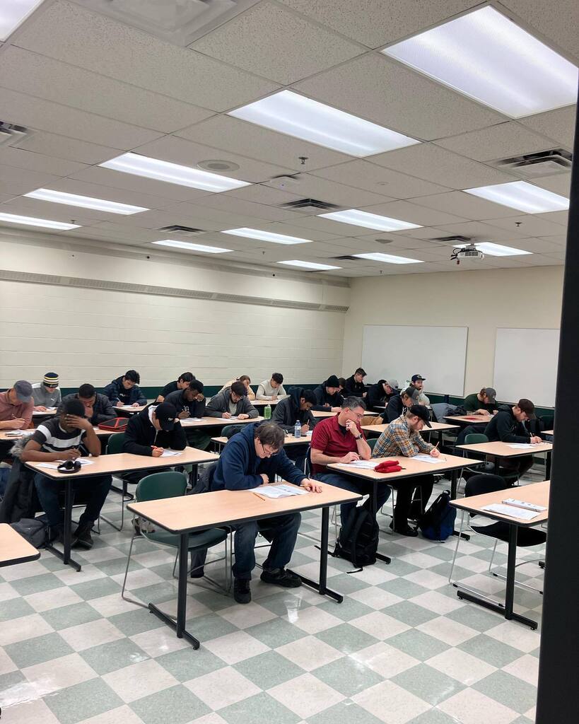 NAIT_HVACR's tweet photo. Last exam of 2022 for us. Good luck to all students writing exams! #naithvacr #naitschoolofskilledtrades #examtime #yeg https://t.co/aqlaOoGPEl