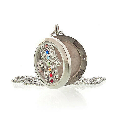 Essential Oil Necklace Hamsa Chakra ❤️
#FREE UK Delivery 
bit.ly/3UZ8LKk

#hamsa #chakra  #spiritual #hamsanecklace #jewellery  #giftsforhim #giftsforher #giftingtime #birthdaygifts #treattime #womeninbiz #smallukbiz #bizhour #womaninbizhour #earlybiz