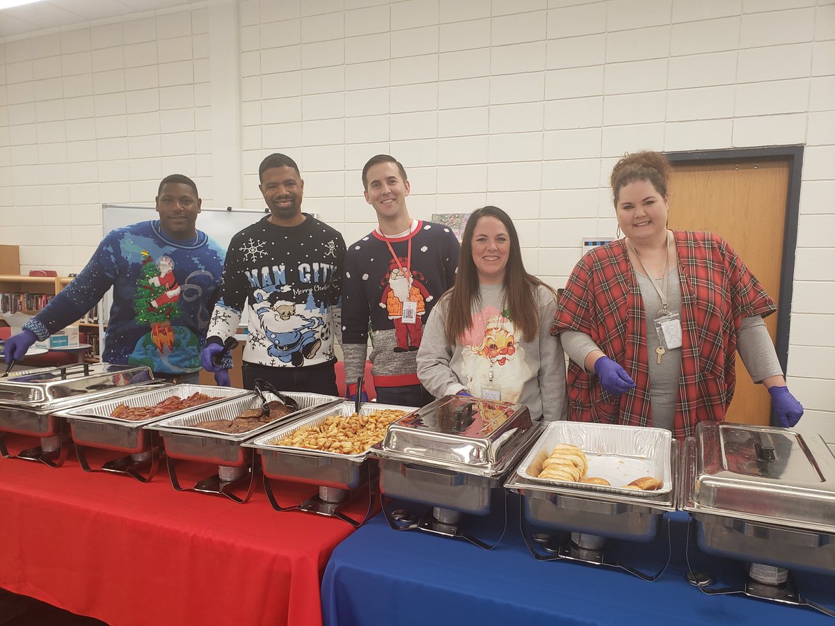 Thanks for the invite! GHS Holiday breakfast is amazing! #gcisdadminrocks <a href="/AlexFingers7/">Alex Fingers</a> #wearegcisd