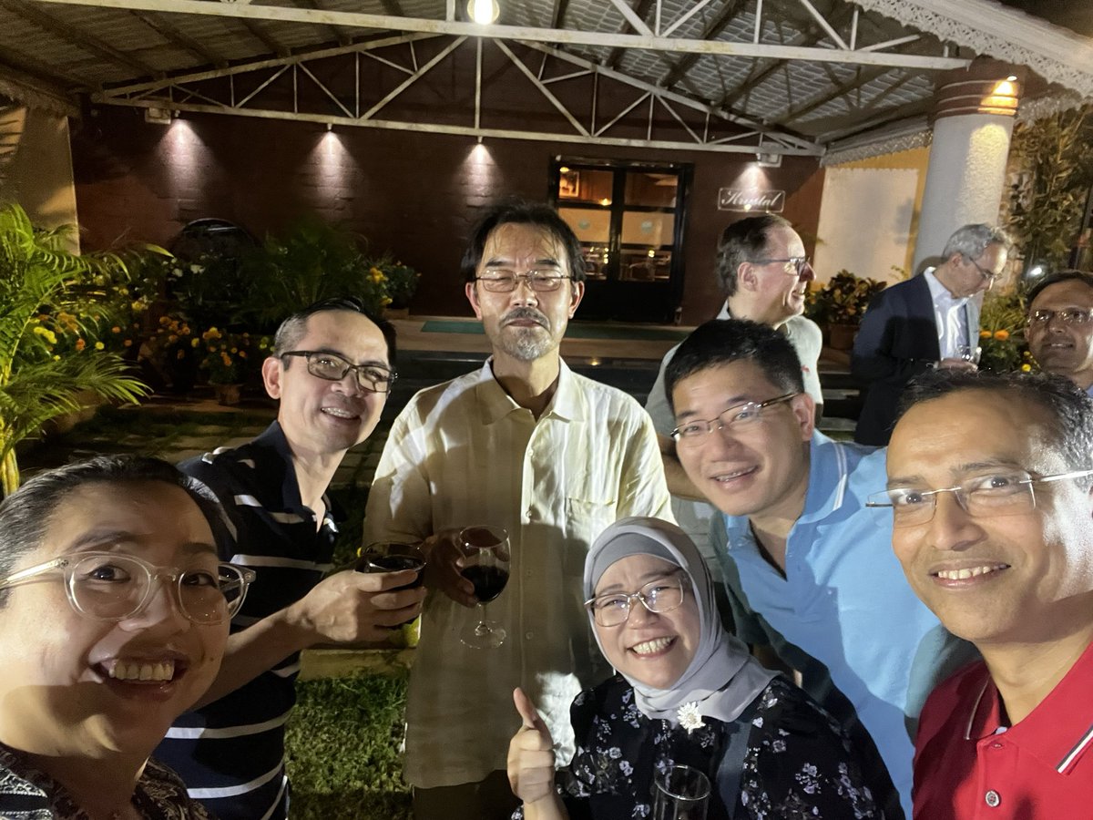 So good to see so many <a href="/paccman_asia/">PACCMAN</a> peeps here at #pedicriticon2022!!

#PedsICU