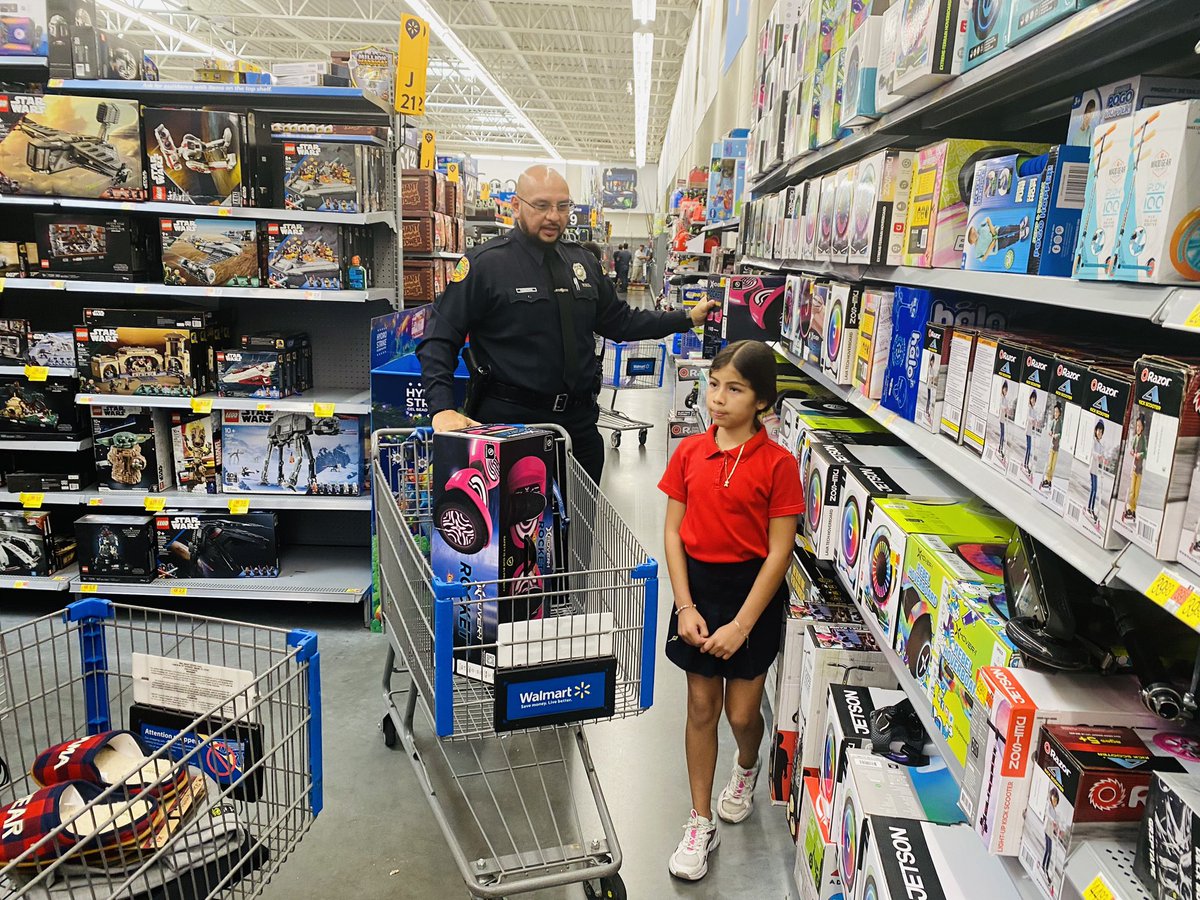 Happening Now! Our annual Shop with a Cop event is underway and all the kids are ready 😎🎁🎄🎅🏻 #ShopwithaCop <a href="/Walmart/">Walmart</a>