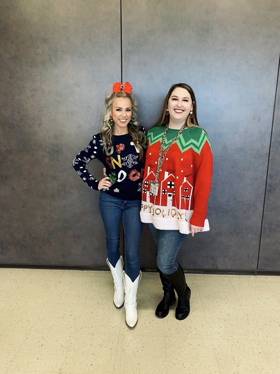 Up to ❄️snow❄️ good in our ugly Christmas sweaters! 🎅🏻 🎄 ⛄️ <a href="/Miss_Dimmitt/">Taylor Dimmitt</a> <a href="/MHS9th/">MHS 9th Grade Campus</a> <a href="/MarcusRedNation/">MARCUS RED NATION</a>