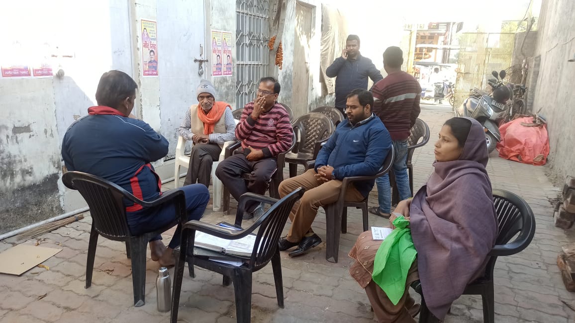 Ramkishorparsad's tweet photo. आज दिनांक 15/12/2022 को #जनता_जनार्दन के साथ

#इस्माइलगंज_द्वितीय_वार्ड #नीतू_सिंह #रूद्र_प्रताप_सिंह #ismailganjdwitiyaward https://t.co/Fmk6wQ24rs