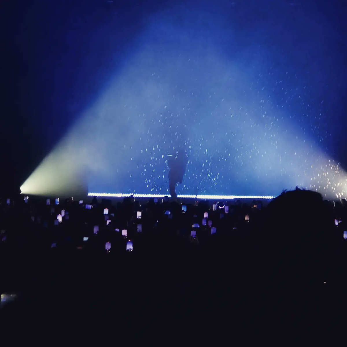 dubudibidiss's tweet photo. Shook. Thank you for the amazing performance @DPRIAN_ and welcome back to Australia! ❤️
.
#DPRIAN #DPR #DPRRegimeTour #DPRinMelbourne #dpraustralia #DPRRegime #DPRRegimeTourinMelbourne https://t.co/oAeObDvBjM