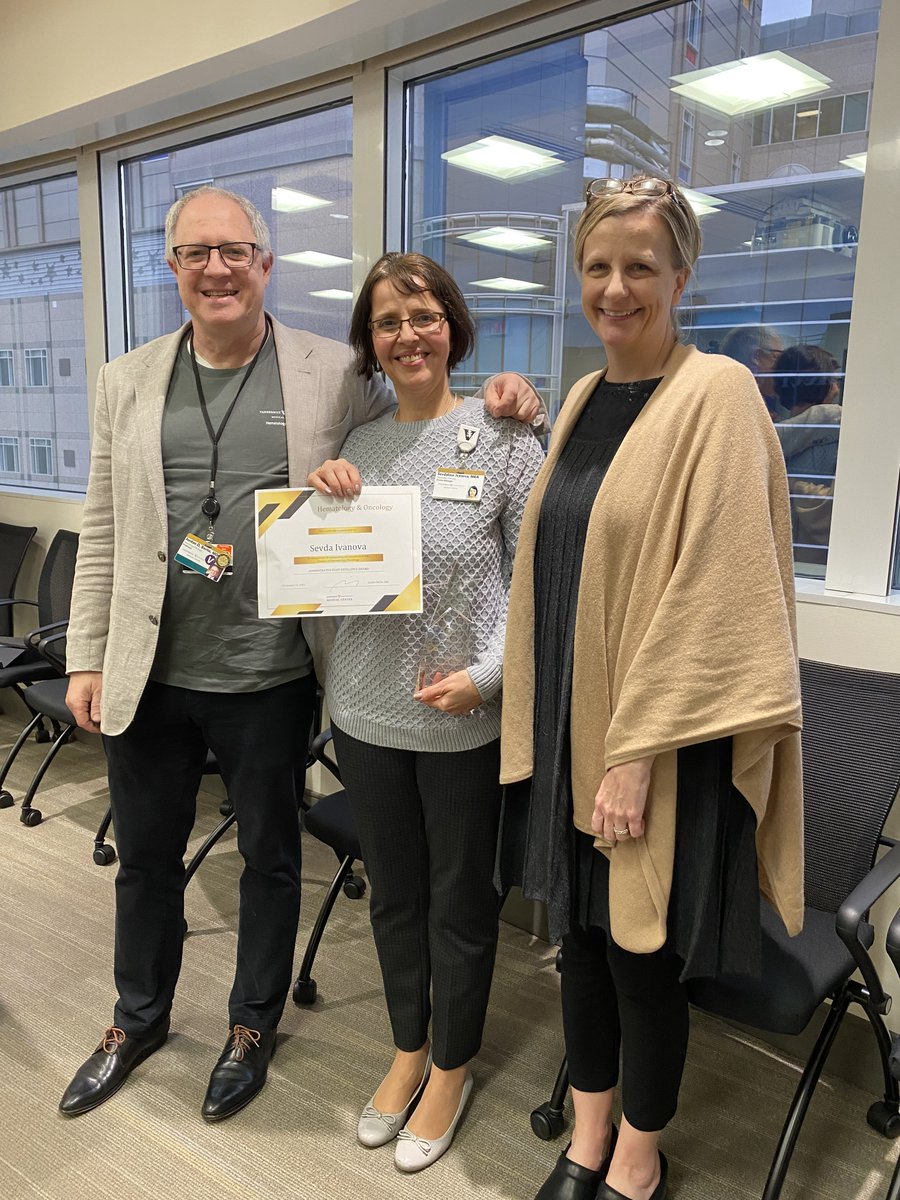 jordanberlin5's tweet photo. Congratulations @twohandedwave (Hayley McPhedran), Debbie Wallace, Sevda Ivanova, Justin Kemp (don;'t know if last 3 are on twitter?), for winning awards at our division holiday party @VUMCHemOnc @VUMC_Cancer @VUMC_Medicine https://t.co/hjYBvlNRgU
