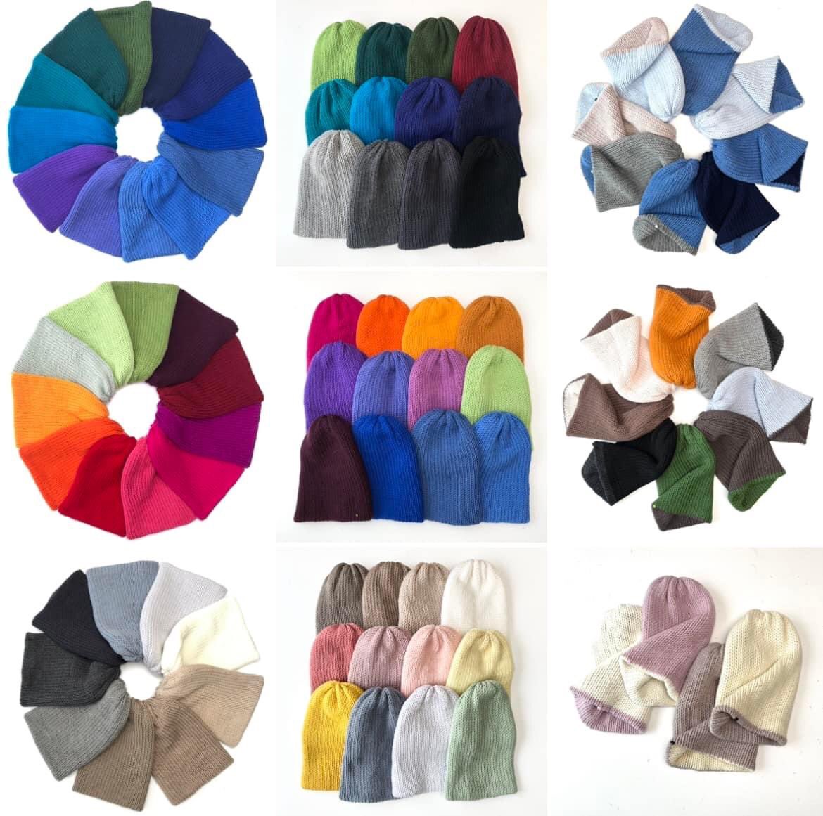 Labas ziņas dāvanu meklētājiem! Hermaņa cepurēm 15% atlaide līdz 22.12.
Darba dienās pie cepures var tikt Zirgu ielā 3, bet šajās brīvdienās Kalnciema ielas tirdziņā! Izmērs viens, bet krāsas visas! 
Cepures ada Hermaņa ome un visi ienākumi tiek Hermaņa rehabilitācijai☺️
RT 🙏