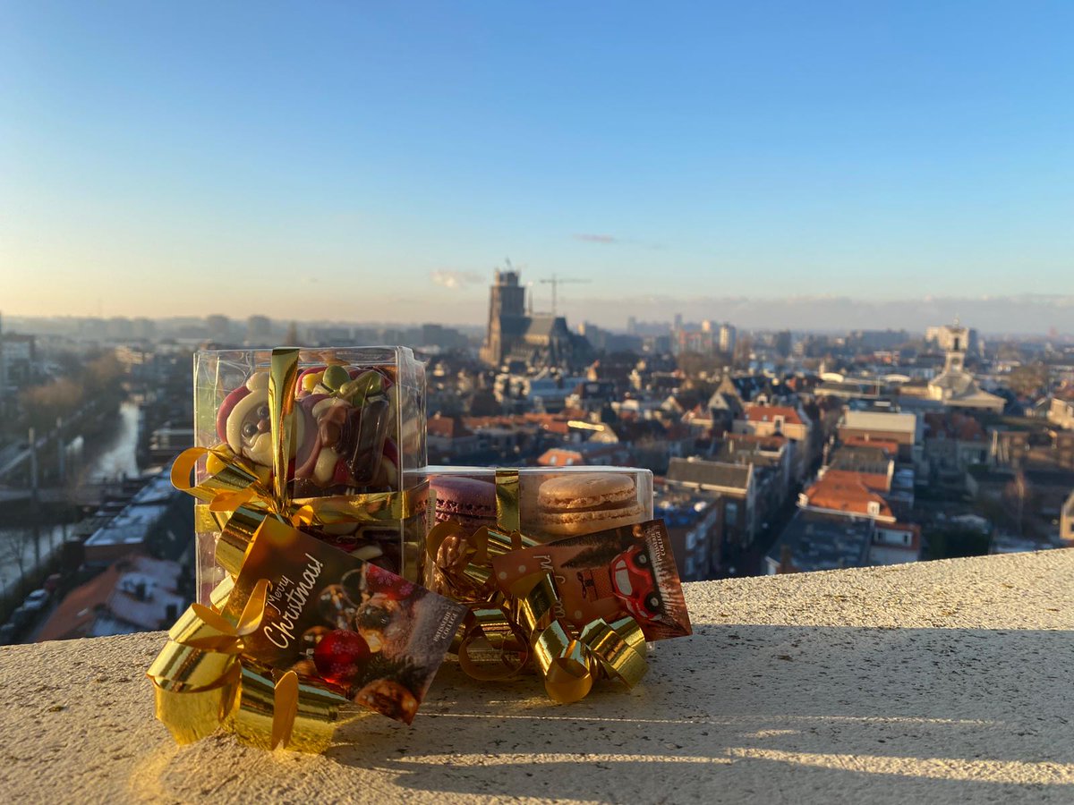 Morgen komt wethouder Chris van Benschop van <a href="/GemDordrecht/">Gemeente Dordrecht</a> langs op het Achterom! De wethouder in gesprek met studenten van <a href="/DordtAcademy078/">DordrechtAcademy</a>   en <a href="/CareerBoost078/">CareerBoost</a>. Er staat iets lekkers klaar!