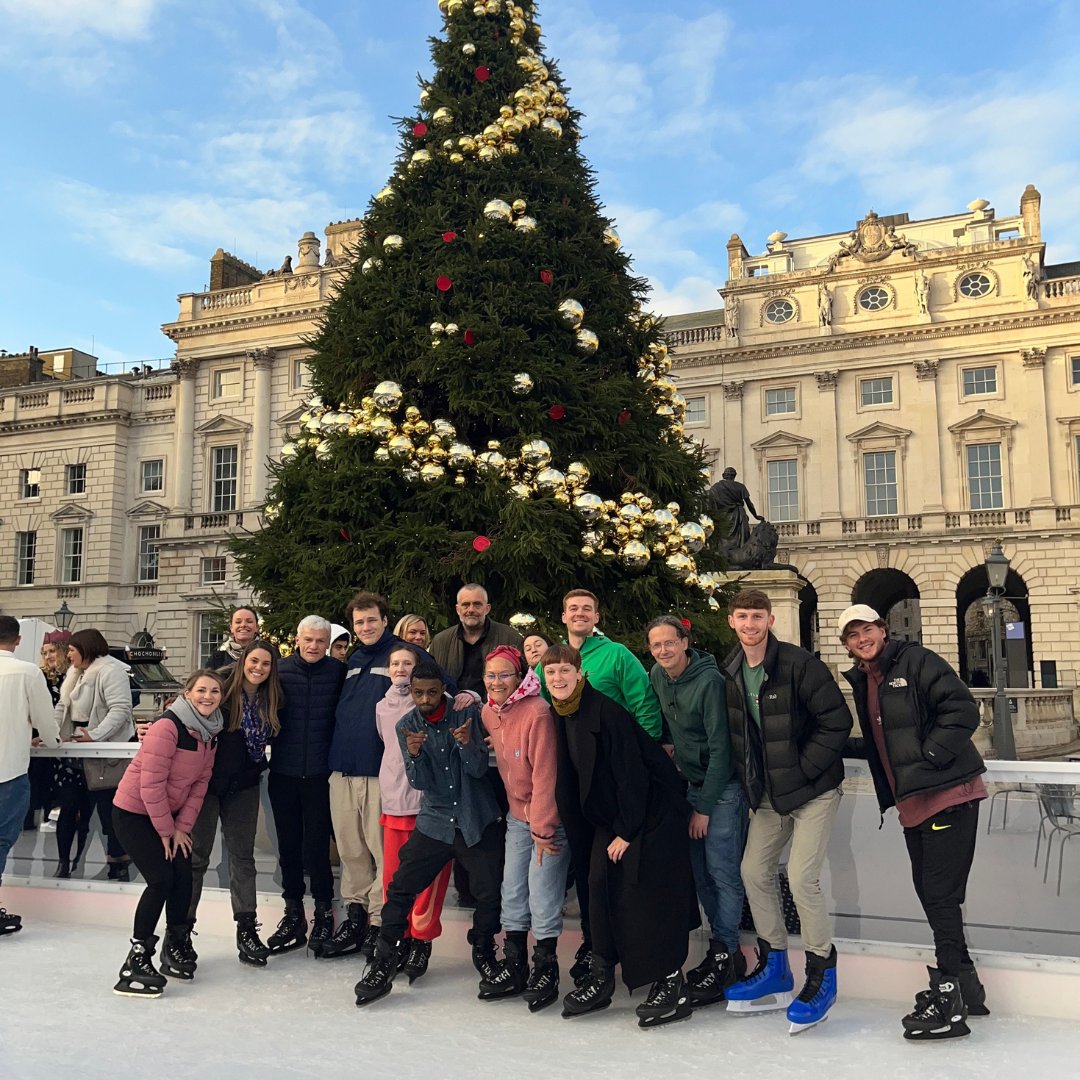 SHPcharity's tweet photo. It's not #Christmas without a bit of ice-skating right?!
Our clients recently had a fun-filled winter afternoon skating with our amazing #SportProject team and support workers.
And everyone got to enjoy a delicious hot chocolate too!
Check out some of fab photos 📸 https://t.co/uTRWAxEJ8P