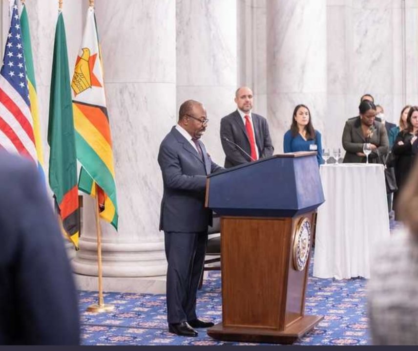 EngoangRoland's tweet photo. #USAfricaSummit22 : Un discours plein d'engagement @PresidentABO a présenté des garanties du #Gabon dans la lutte contre les dérèglements #climatiques via la #conservation des écosystèmes. Des #politiques qui doivent être encouragées au regard de catastrophes naturelles observées https://t.co/3D0AQBouxg