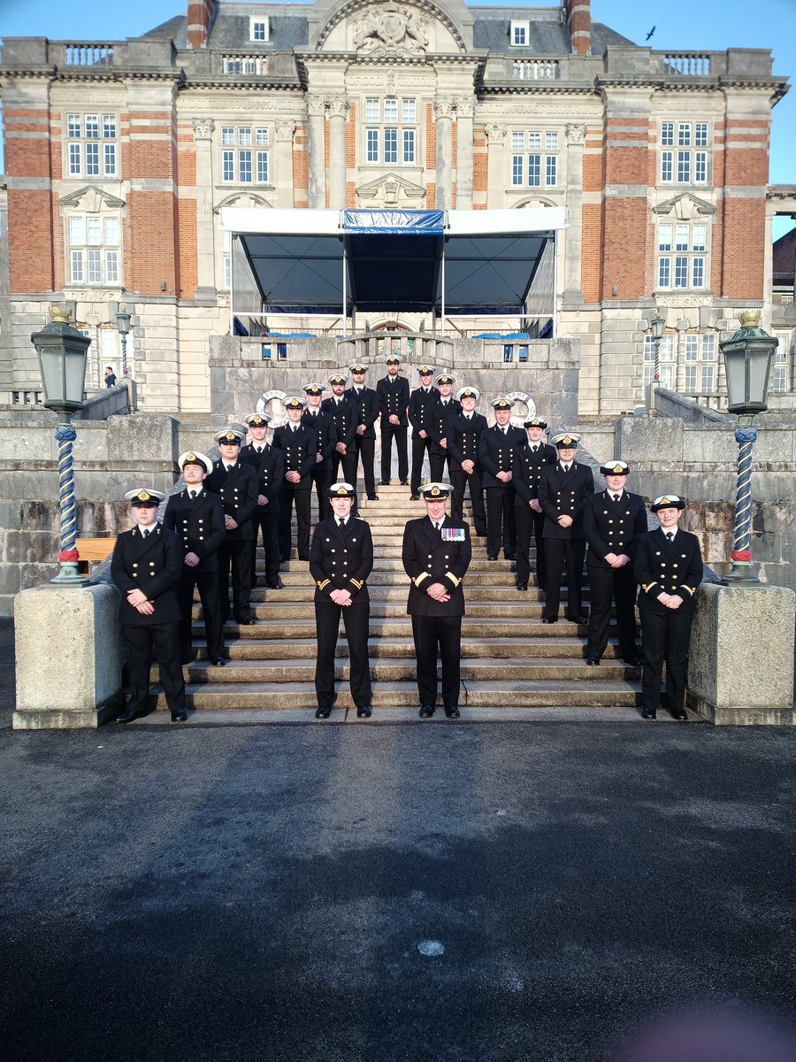 A massive BZ (well done!) To the RFA Cadets who with their <a href="/RoyalNavy/">Royal Navy</a> colleagues passed out from <a href="/DartmouthBRNC/">Britannia Royal Naval College</a>. We hope you enjoy the next stage of your @careersatsea and look forward to sailing with you in the Flotilla! 
<a href="/CdreDavidEagles/">Commodore David Eagles</a> 
<a href="/FirstSeaLord/">Sir Joseph Porter KCB</a>