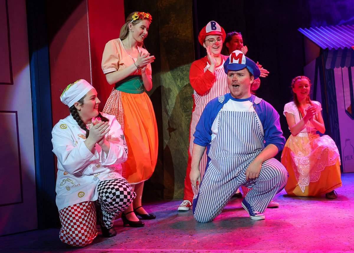 Nottingham Arts Theatre Panto! tweet media