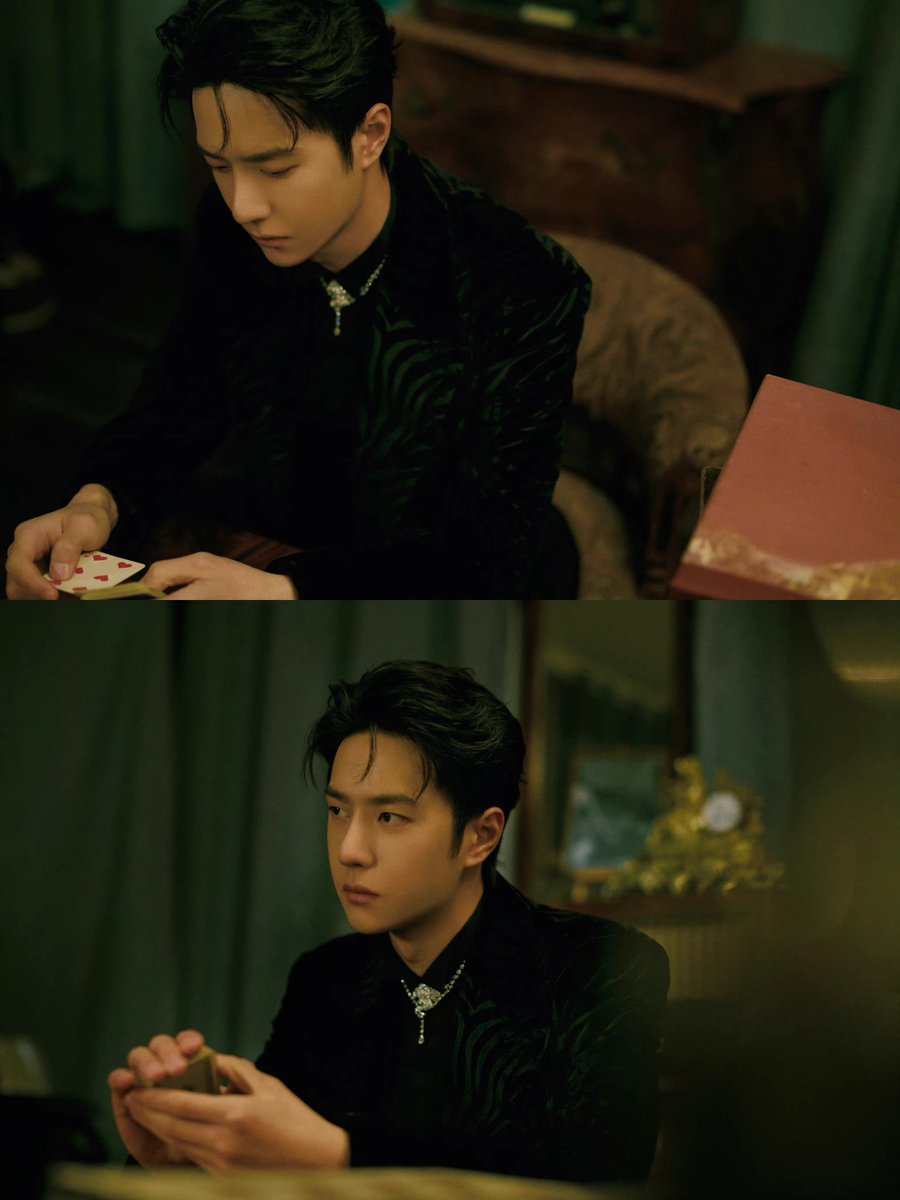 dinkyHEADROLL's tweet photo. Yibo, Yibo! GQ pics part two!! ☺️💚 https://t.co/SfNNgYuOuz