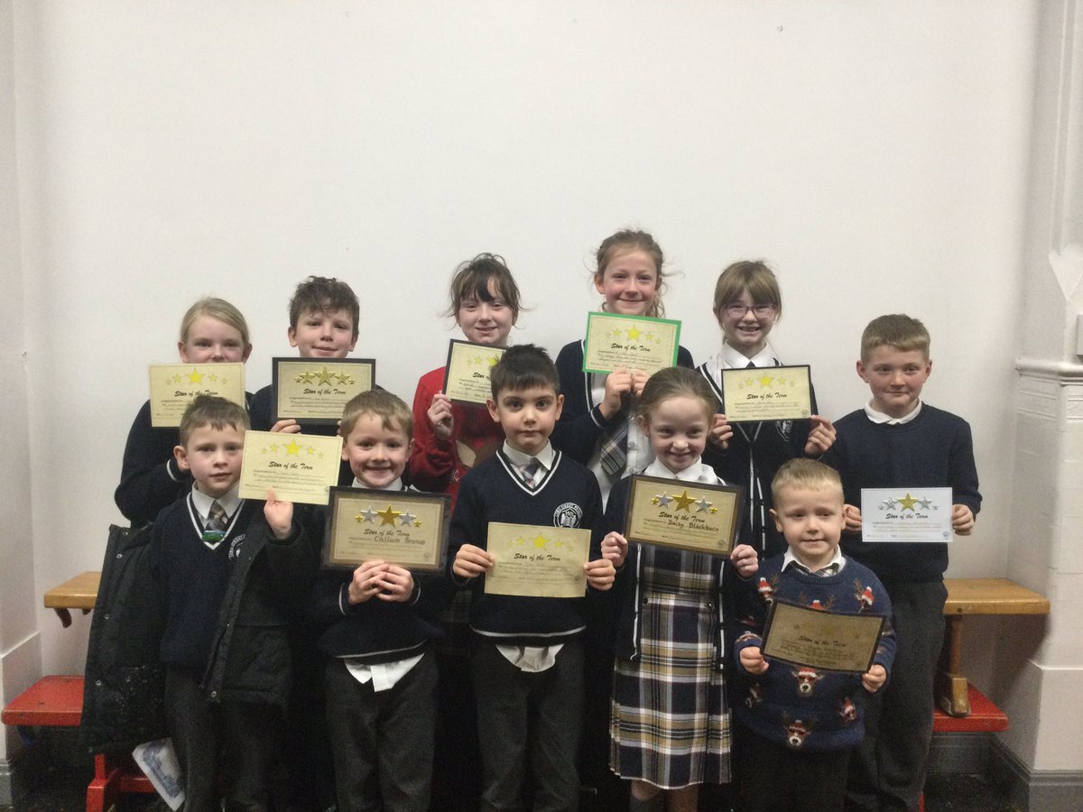 LordStPrimary's tweet photo. What a fabulous penultimate day at Lord Street, before we break up for the festive holidays ππ€©
We have our stars of the TERM and our Headteachers Award winners, these wonderful children have made us so proud all TERM! π
#staroftheterm #headteachersaward #ambition https://t.co/2M6xEPteZC
