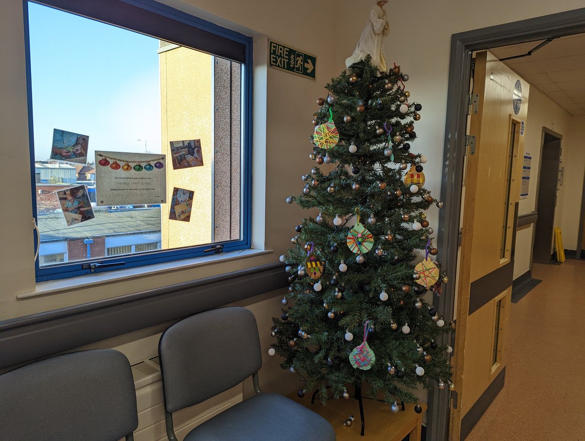 Getting Festive on ward A10 @StockportNHS. Stroke patients made baubles for our Christmas tree as part of ongoing therapy rehabilitation. Working on dexterity and coordination. #OT #stroketherapy #hospitalrehab #hospitalcraft #OccupationalTherapy