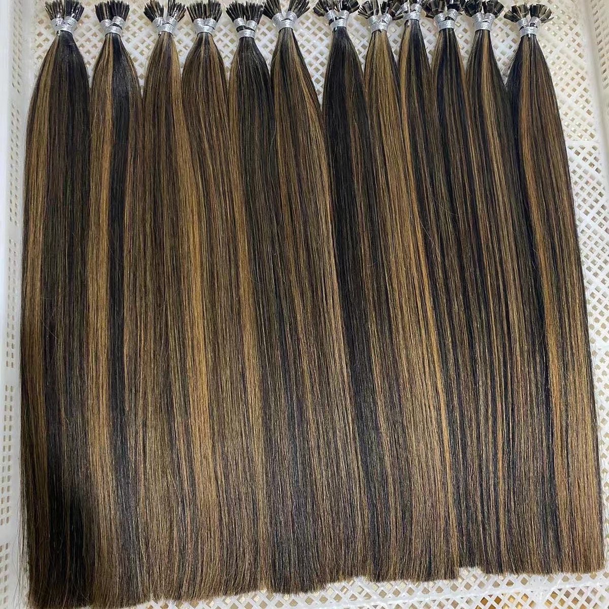 BobMuyiHair's tweet image. Muyi hair Salon professional hair extensions 👉Wholesale price + Custom-made Service👈 #hairextensions #flattiphairextensions #itipextensions #salon #humanhair