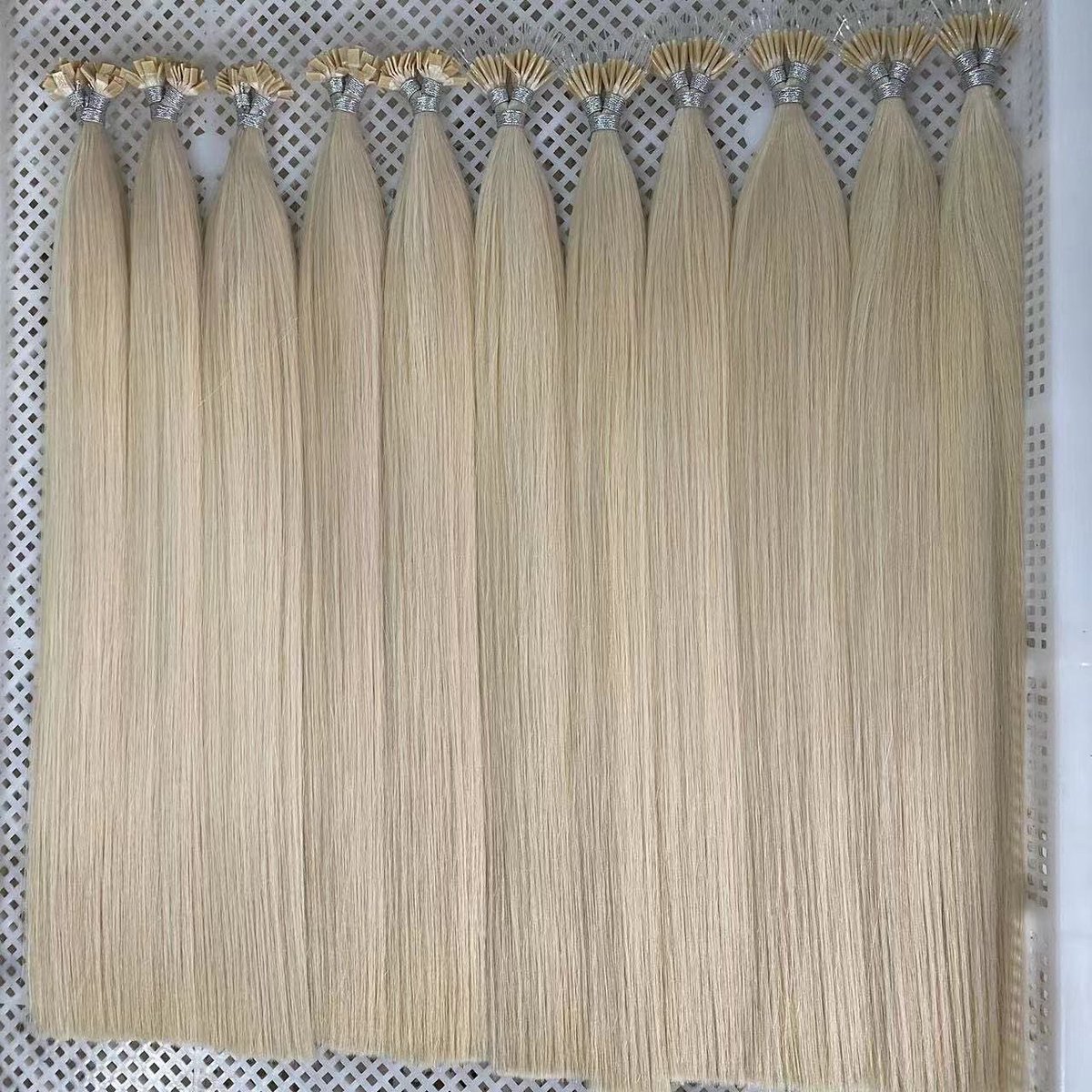 BobMuyiHair's tweet image. Muyi hair Salon professional hair extensions 👉Wholesale price + Custom-made Service👈 #hairextensions #flattiphairextensions #itipextensions #salon #humanhair