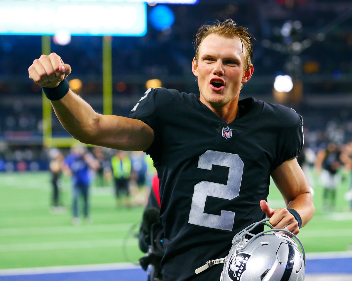 AuburnFootball's tweet image. Best kicker in the game?
Best kicker in the game‼️

RT to send a DOUBLE #ProBowlVote for Legatron🗳

#ProBowlVote + @DanielCarlson38 
#ProBowlVote + @DanielCarlson38 
#ProBowlVote + @DanielCarlson38 
#ProBowlVote + @DanielCarlson38