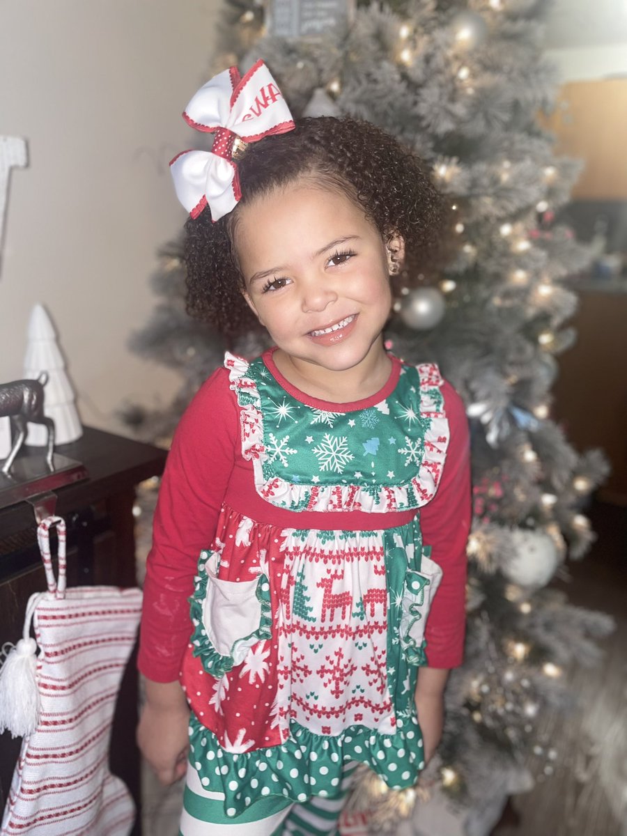 VsSullivan's tweet image. 10 days till Christmas 🎄❤️