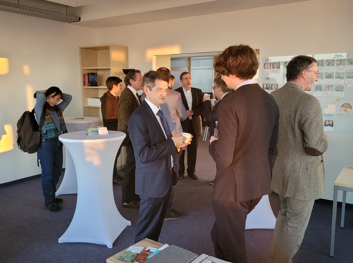 EViR_Muenster's tweet image. Our first #ConceptualForum is about to start! Today, we discuss Thomas Duve&apos;s (@mpilhlt) concept of normative knowledge. #legalhistory #historyofknowledge