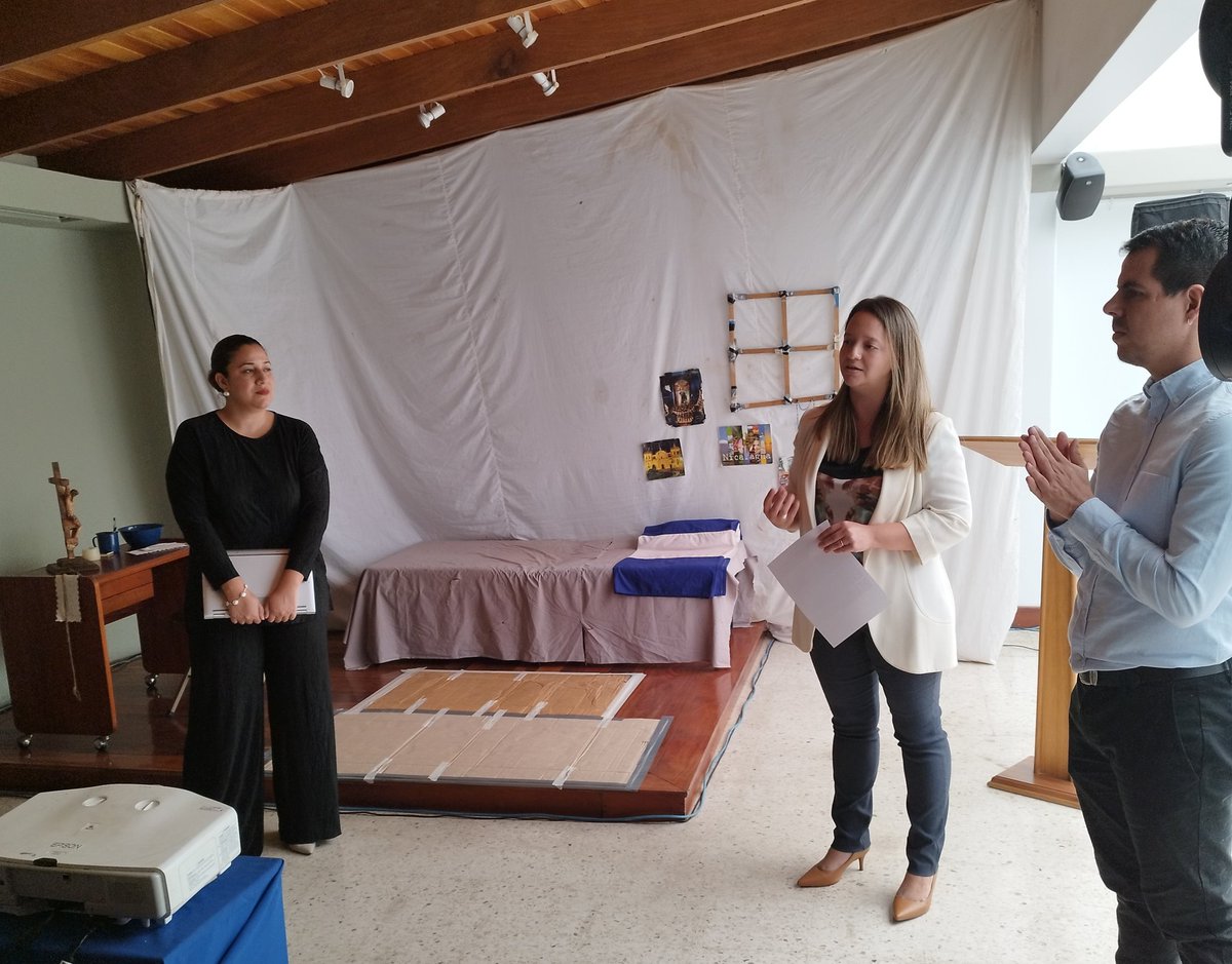 echilecostarica's tweet photo. Esta mañana compartimos en nuestra Embajada con personal de @OIMCostaRica un espacio de reflexión y diálogo sobre la próxima conmemoración del día internacional del Migrante. Gracias por la confianza y seguimos trabajando juntos en importantes proyectos para el 2023!🇨🇱🇨🇷🇺🇳 https://t.co/T1iK6l392s