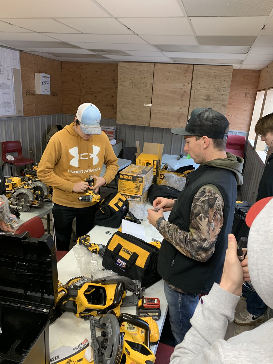 MrMeyersTBHS's tweet image. The Industrial Tech. Dept is finishing the semester strong with several student projects ranging from wiring the tech house, organizing new tools for next semester, finishing projects on the plasma table and wood tech ornaments.