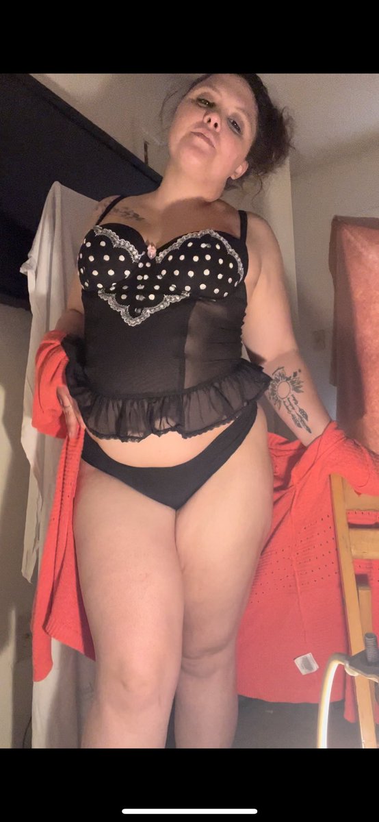 1Stinaa's tweet photo. I’ll be uploading my first ever squirting video ! It felt so@good ! I even did it multiple times on camera !! Follow the link and cum watch my first time ❤️ https://t.co/7wSpDLmza0 #onlyfansgirl #thickthighssaveslives #onlyfansgirl #of #Trending #onlyfans #ThickGirls https://t.co/RJODX3a5yR