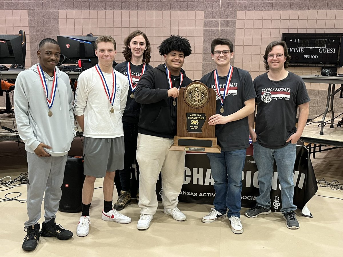 ArkActAssn's tweet photo. Congratulations to @SearcyEsports as they swept Rogers for the Mario Kart state championship! @playvs https://t.co/6V4JaPLPnN