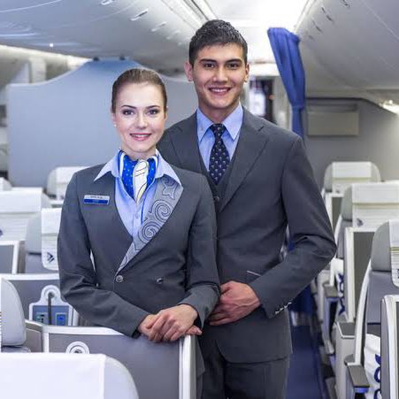 🚨AGORA: Pilotos e comissários de avião aprovam greve em todo o Brasil a partir de segunda-feira (19).