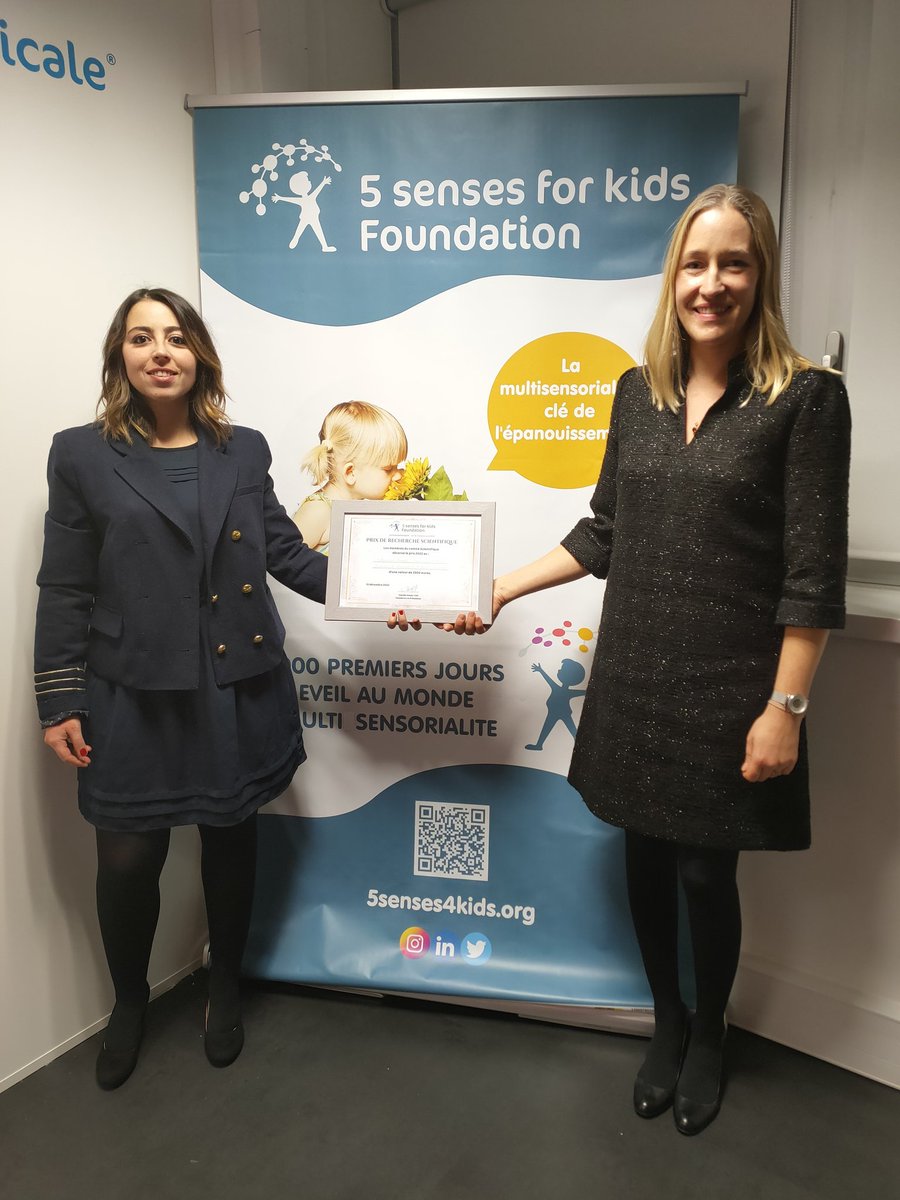 Très honorée et reconnaissante à la <a href="/5senses4kids/">5 senses 4 kids foundation</a> pour ce prix de recherche scientifique qui récompense notre travail <a href="/DecodeResearch/">Decode</a> <a href="/CU1075/">Laboratoire COMETE U1075</a> @nadege_roche publié à doi.org/10.1016/j.dcn.… #unicaen #inserm #chucaen <a href="/SocNeuro_Tweets/">Société des Neurosciences</a>